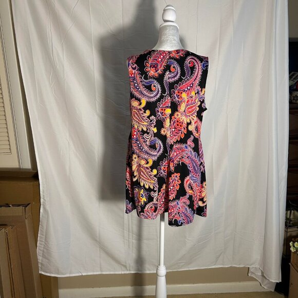 Flirty Pink Size 1X Multi color paisley, Sleeveless V-neck Top - Picture 2 of 4